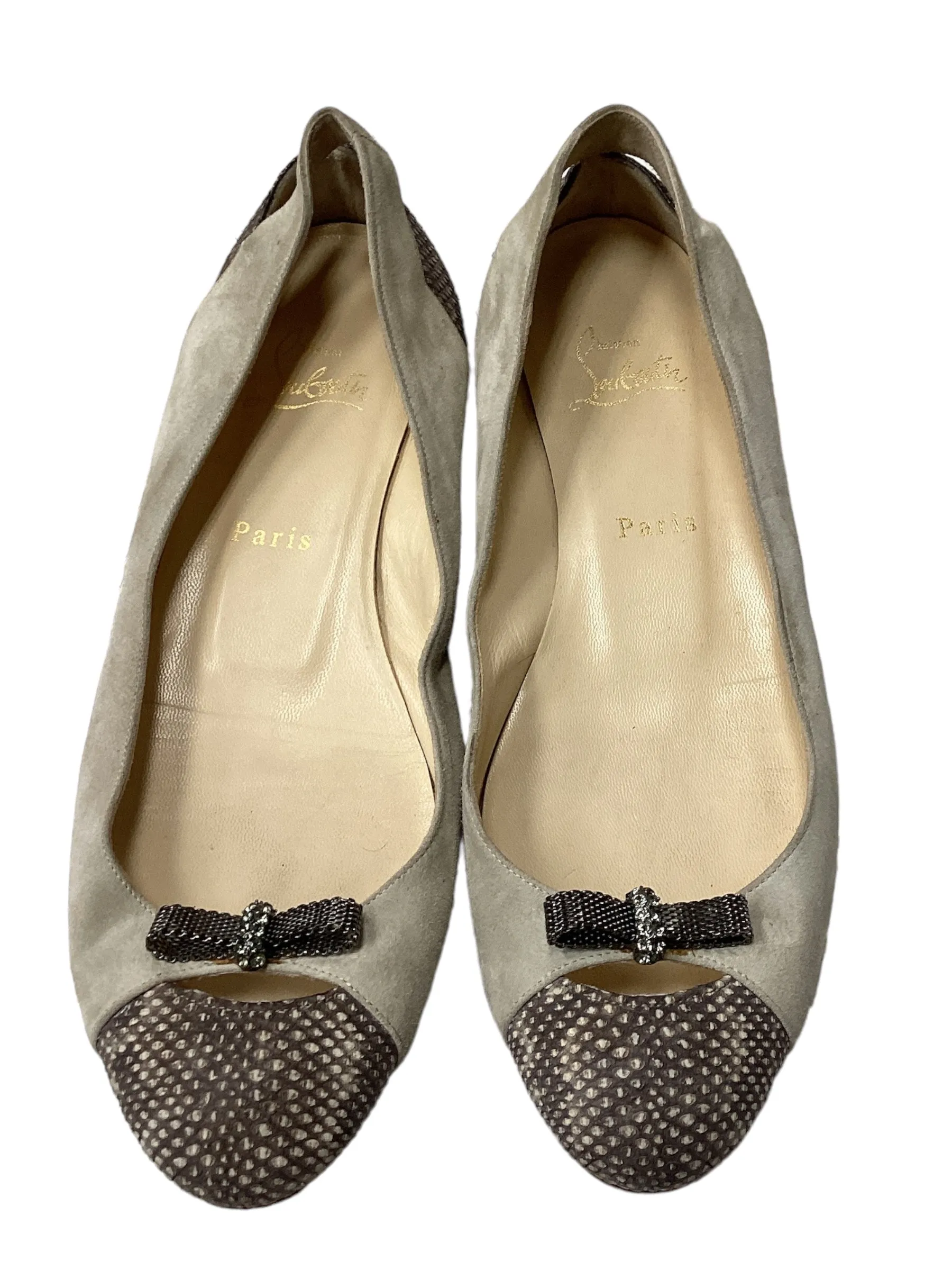 Beige Shoes Designer Flats Christian Louboutin, Size 7.5