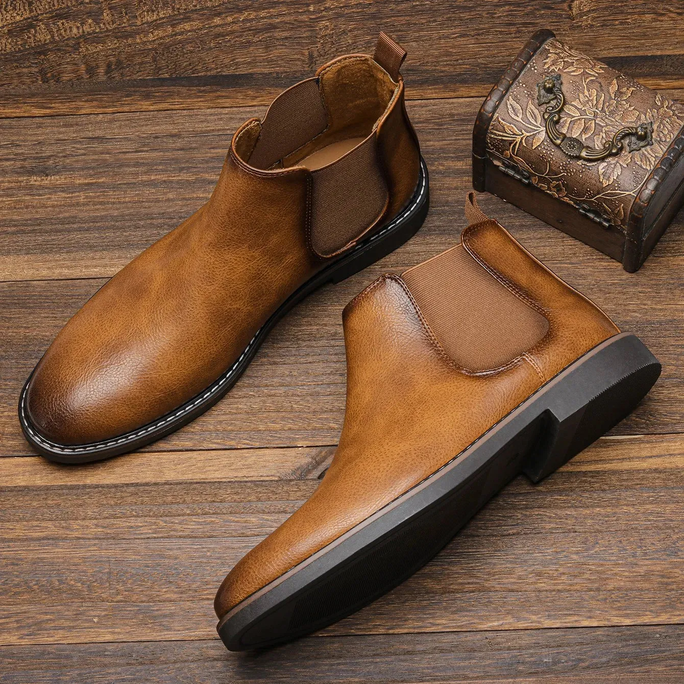 Classy Men Leather Chelsea ankle Boots in modern style