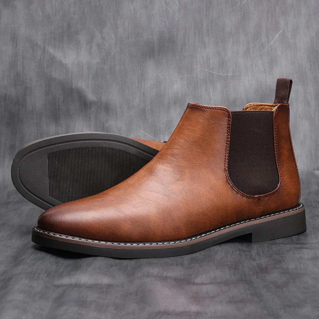 Classy Men Leather Chelsea ankle Boots in modern style