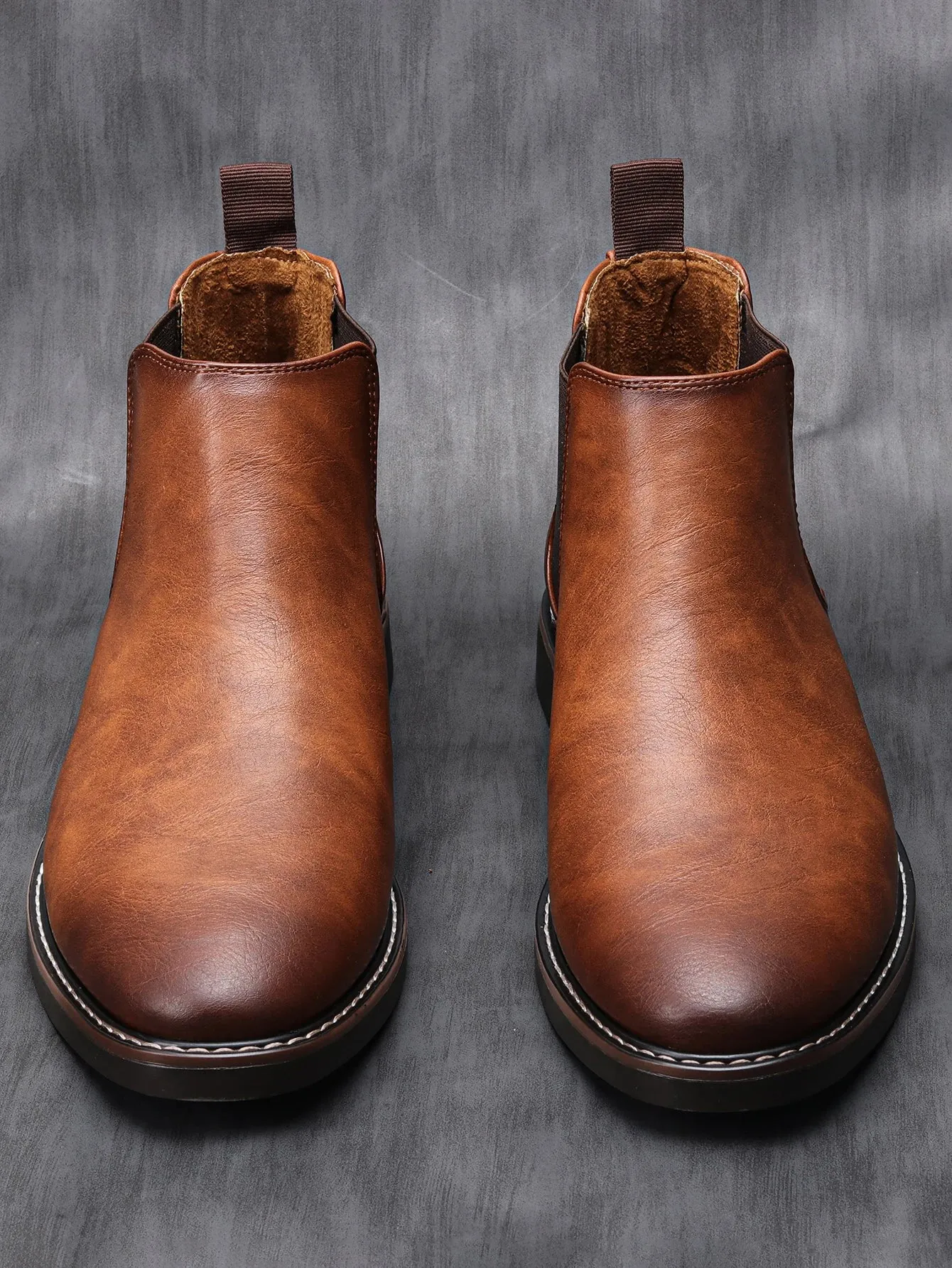 Classy Men Leather Chelsea ankle Boots in modern style