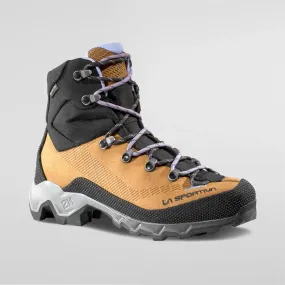 La Sportiva Aequilibrium Trek GTX Womens Hiking Boot - Coffee/Stone Blue