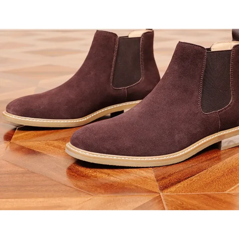 Men's suede Chelsea boots with non-slip sole