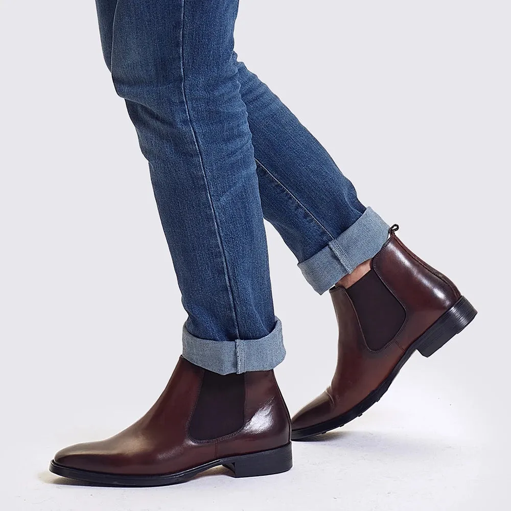 Trend4us Men’s Sleek Leather Chelsea Boots