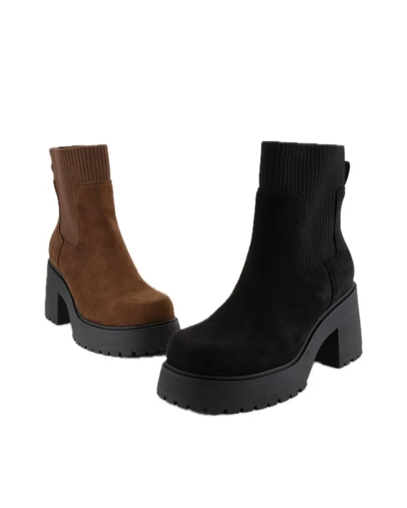 Urban Trek Chunky Sole Chelsea Ankle Booties