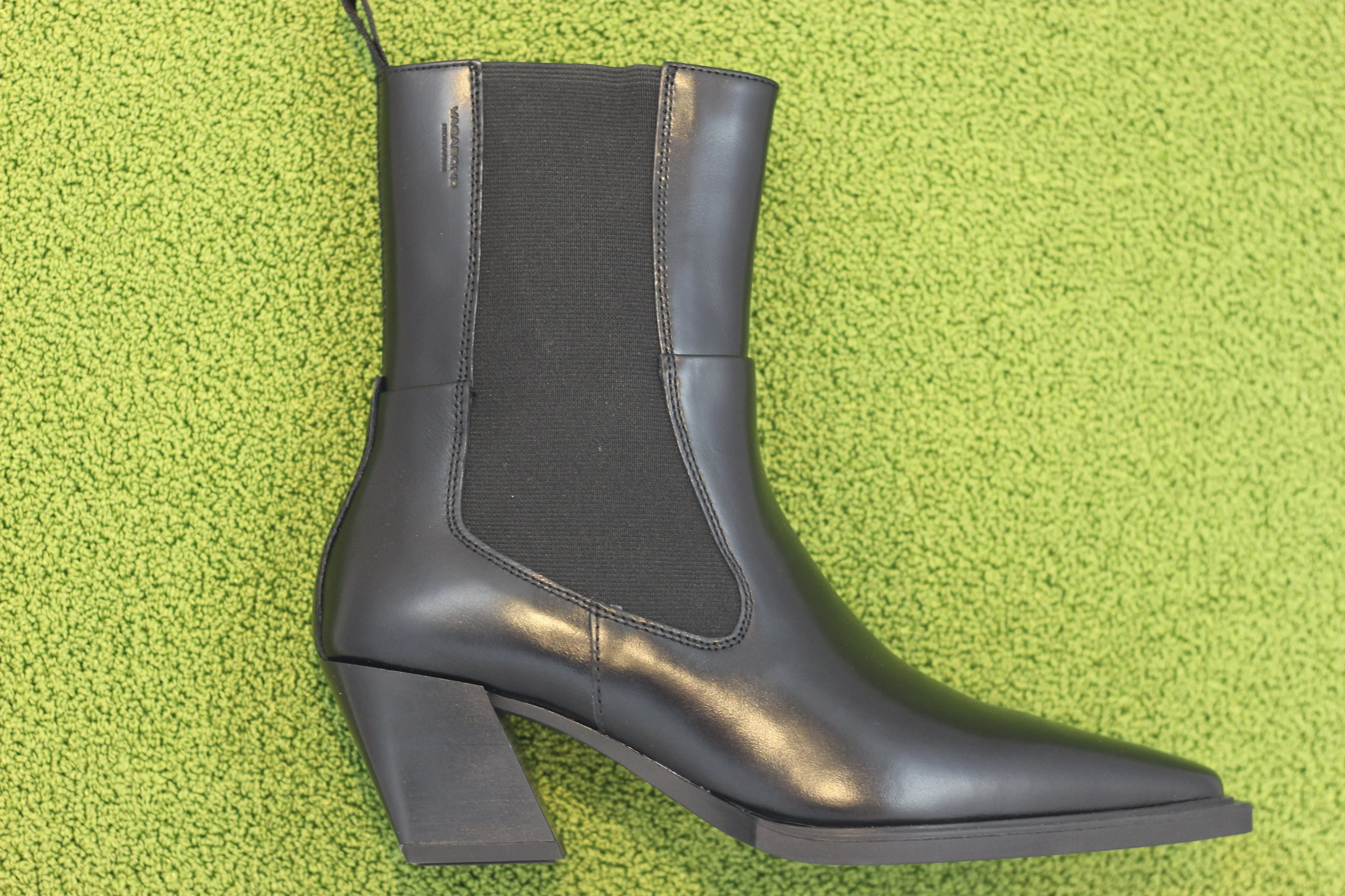 Womens Alina Chelsea Boot - Black Leather